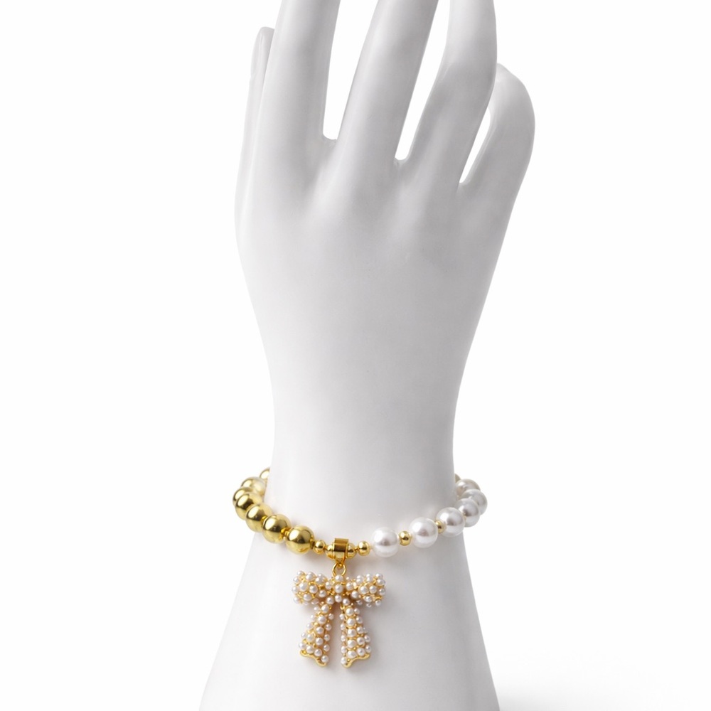 18K Gold Plated Pearl Bracelet with Bow Charm – Adjustable
